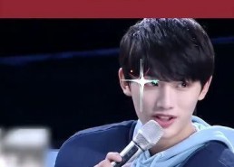 娱乐吃瓜君每日吃瓜